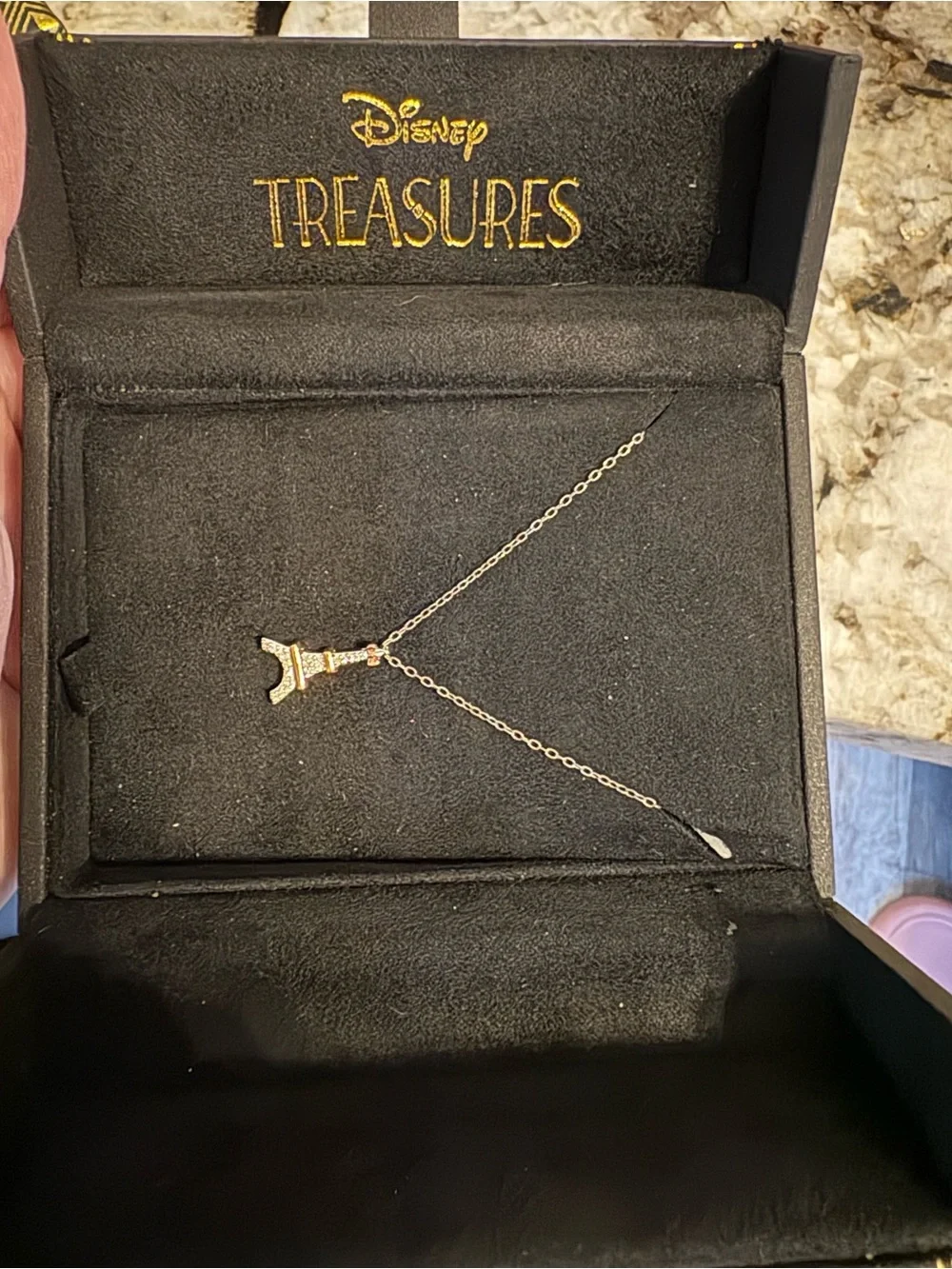 Kay Jewelers Gold Eiffel Tower Pendant Necklace